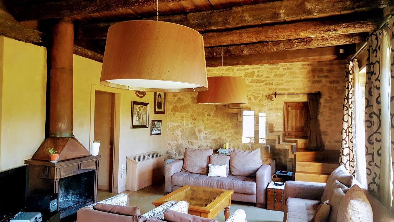 La Torre Blanca Villa Cardona Exterior photo
