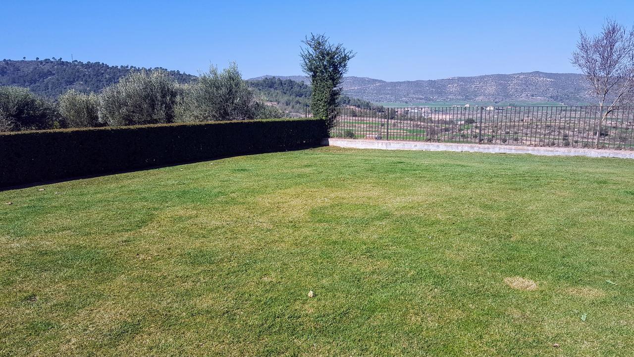 La Torre Blanca Villa Cardona Exterior photo